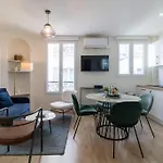 B3#Two Bedrooms#Champs Elysées#Arc de Triomphe#AC